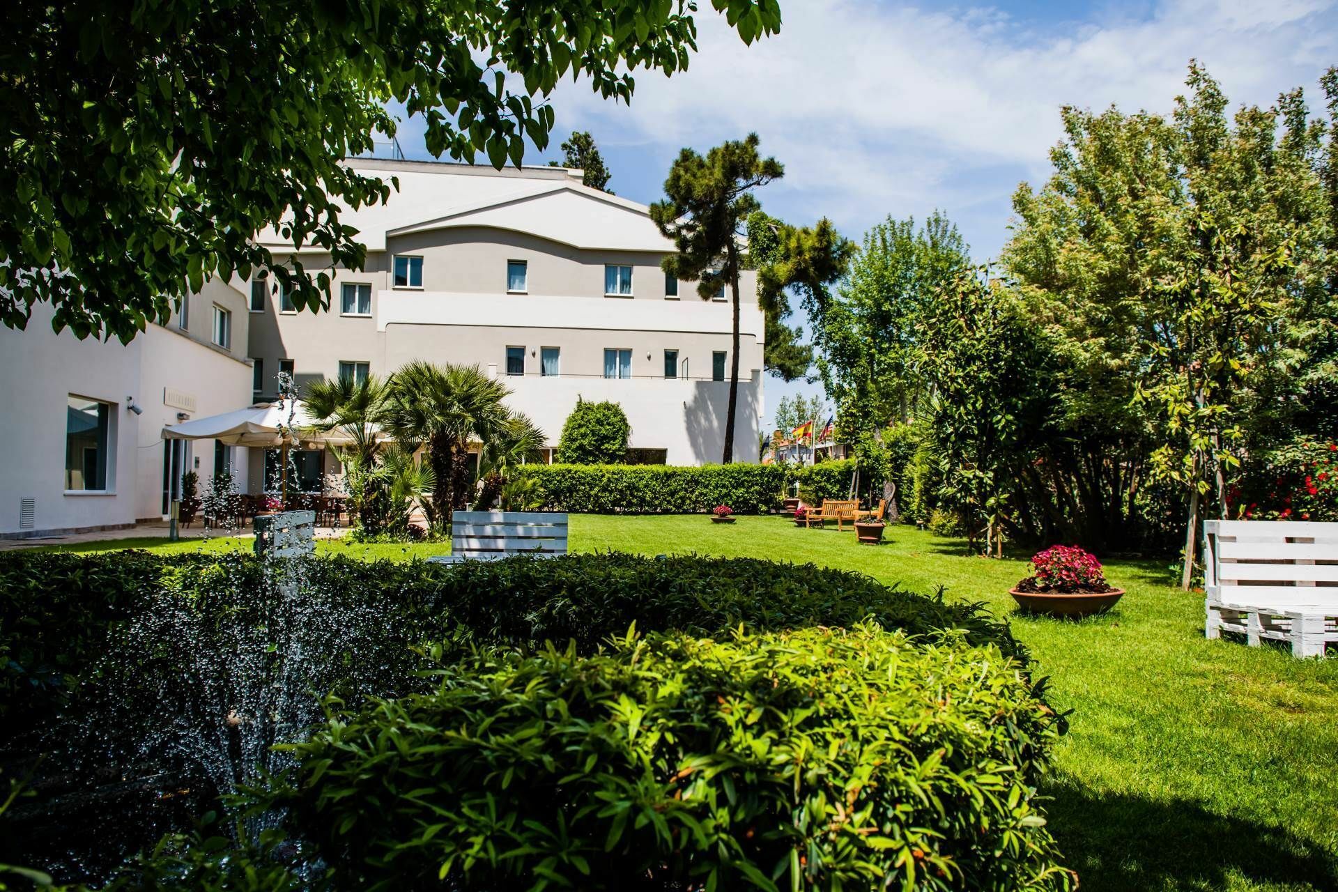Phi Hotel Alcione Francavilla Al Mare Eksteriør billede